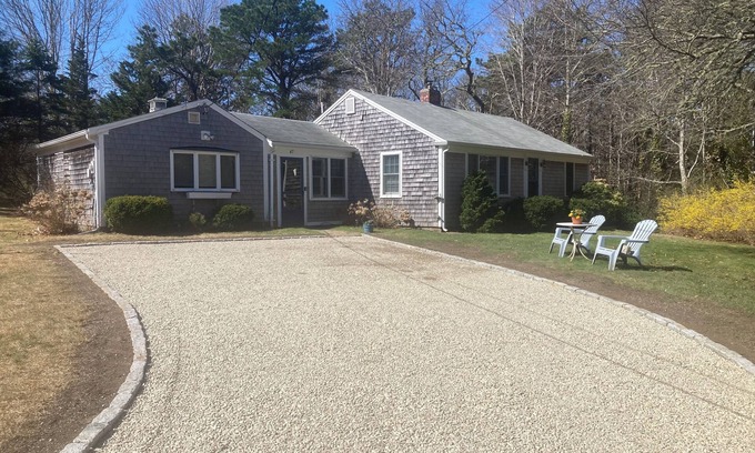 East Dennis House | 2 nights available Aug 9 and 10 so come for the weekend