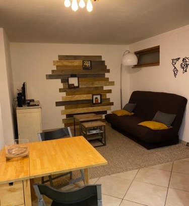 Saint-Etienne-de-Tinee Apartment | 2 pièces cosy - à 150m du télécabine