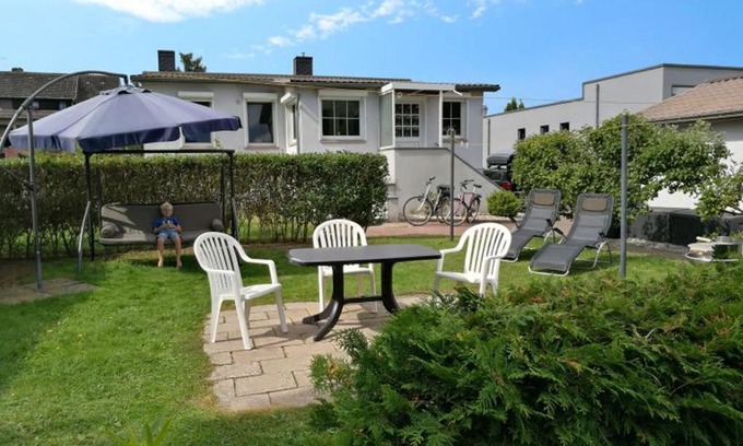 Plau am See Apartment | 2-Zi FEWO+Fahrrader,Grill&Garten