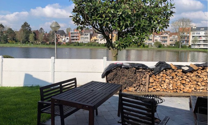 Wemmel House | 200 m² House ∙ 4 bedrooms ∙ 12 guests