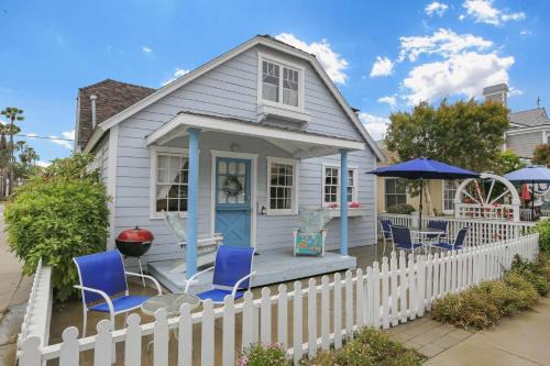 Balboa Island House | 201 Amethyst Avenue
