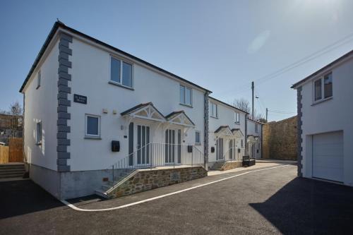 Hayle House | 2022 Modern Home In Central Hayle With Ev Charger