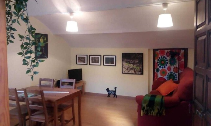 Villaviciosa Apartment | 202A Charming Penthouse - Center Villaviciosa