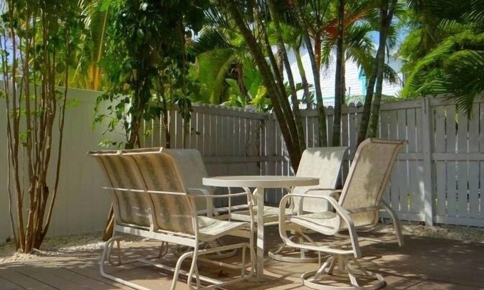 Bradenton Beach Condo | 203 22nd St 2 Bedroom Home by RedAwning