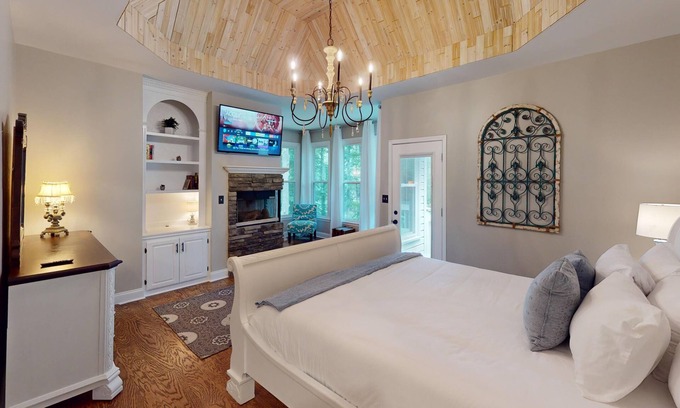 Marietta House | 2196 Major Loring Way SW, Marietta