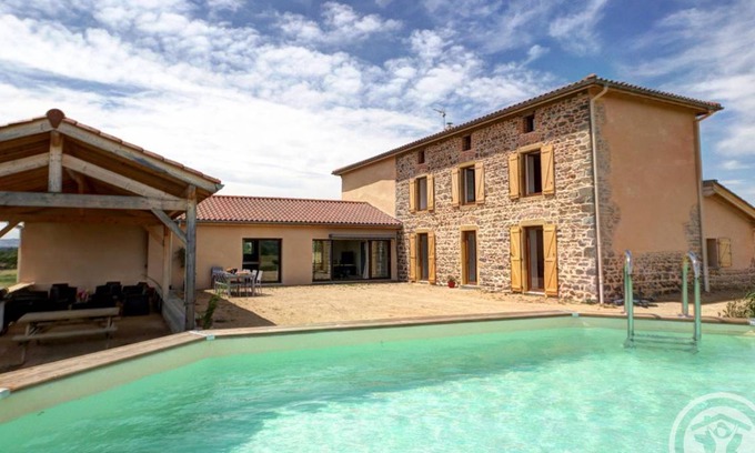 Pinay Cottage | 250 m² Cabin ∙ 4 bedrooms ∙ 12 guests