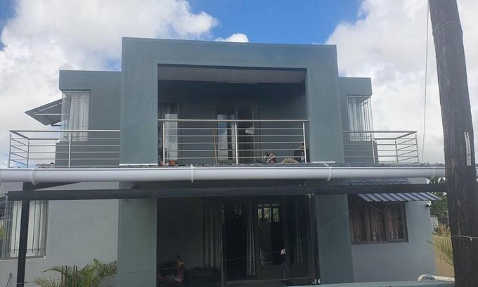 Calebasses Apartment | 2500ft Square Beautiful House