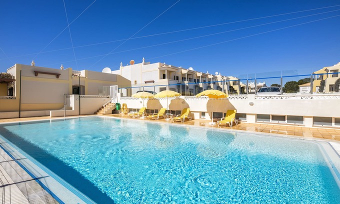 Benagil Villa | 2Bed,3 Bath Villa with Cliff Top Pool + Sea Views