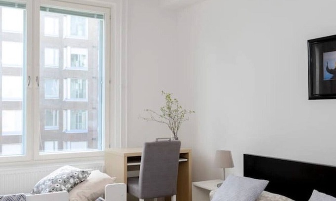 Tikkurila Apartment | 2BR design home great location Tikkurila