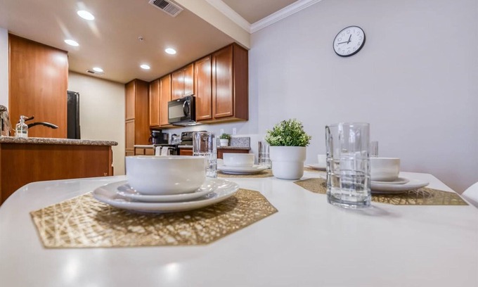 Reno/Tahoe Airport Apartment | 2BR Getaway Pool Gym Basketball Court Theater Access