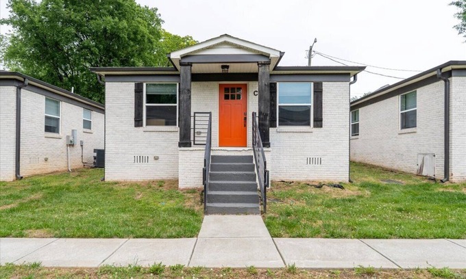 Charlotte House | 2BR Haven 306C Close to Charlotte’s Uptown