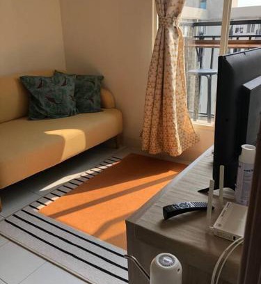 Gunung Putri Apartment | 2BR Podomoro Golf View Cimanggis with Netflix near exit Toll Jagorawi