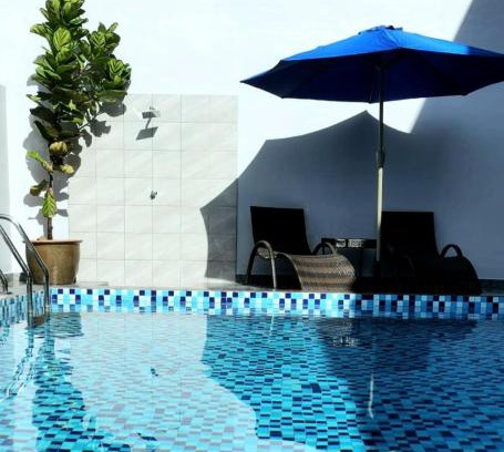 Kampung Bakau House | 2Houses with A Huge Private Pool 8 Bedrooms & 8 Bathrooms