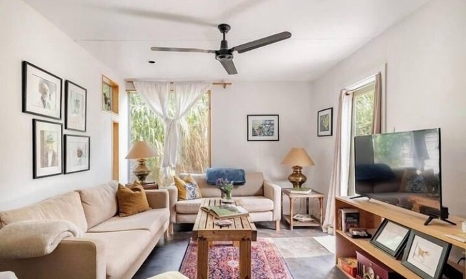 Dawson House | 3/2 Mod Hideaway, Laid-back Loft. ACL/S Congress/Downtown. Dog-Friendly