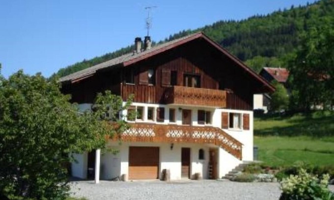 Habere-Poche Apartment | 3* APARTMENT, PANORAMIC VIEW OF THE GREEN VALLEY, quiet, mountain decor