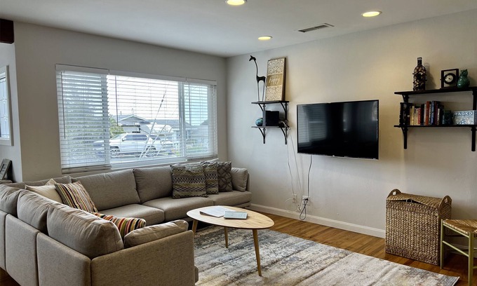 Olde Carlsbad House | 3 Bed 2 Bath Ocean View Home