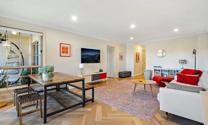 Watson Apartment | 3-Bed Apartment in Holiday Style Resort with Pool