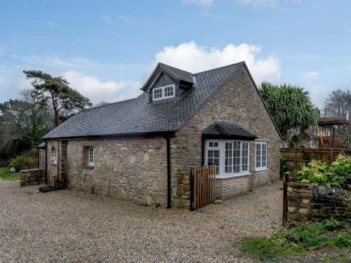 Corfe House | 3 Bed in Corfe Castle 81369