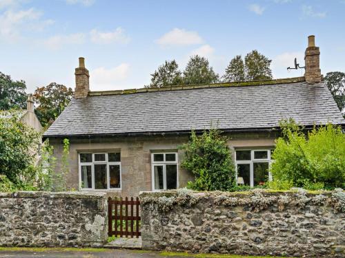 Cornhill on Tweed House | 3 Bed in Kelso 76374