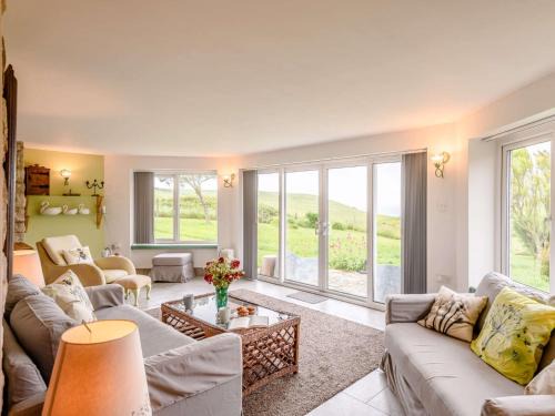 Worth Matravers House | 3 Bed in Worth Matravers DC140