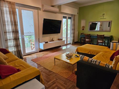 Ilisia Apartment | 3 bedder condo in Ilisia, Megaro Mousikis