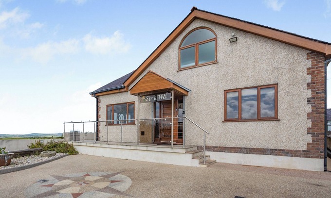 Llanerchymedd Cottage | 3 bedroom accommodation in LLANNERCH-Y-MEDD