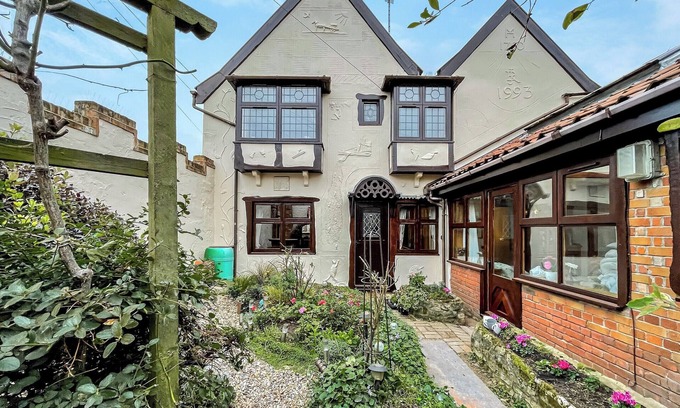 Great Yarmouth Cottage | 3 bedroom accommodation in Great Yarmouth