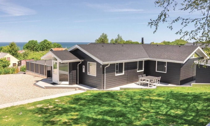 Middelfart House | 3 bedroom amazing home in Asperup
