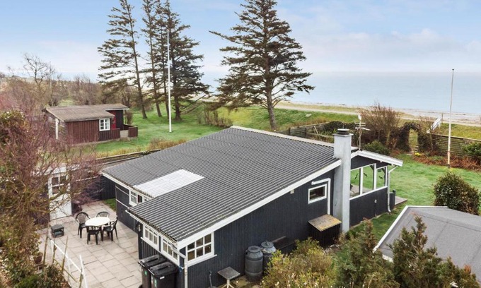 Dannemare House | 3 Bedroom Awesome Home In Dannemare