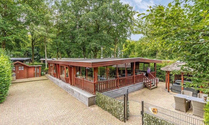 Erm House | 3 bedroom awesome home in Erm