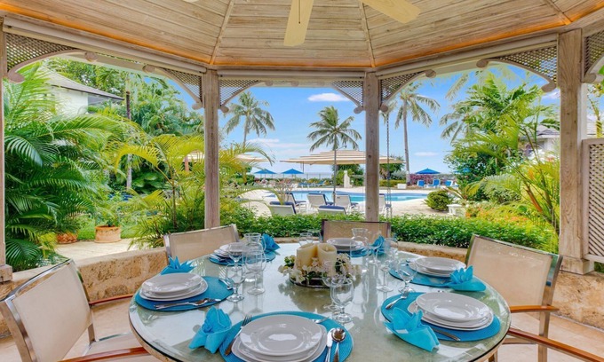 Gibbs Bay Villa | 3 Bedroom Barbados Villa On Gibbs Beach With Communal Pool & Cook Service.