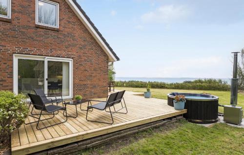 Amtoft House | 3 Bedroom Beautiful Home In Vesløs