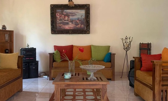 Kundasale House | 3-bedroom calm and cosy house in enjoyable Kandy with WiFi