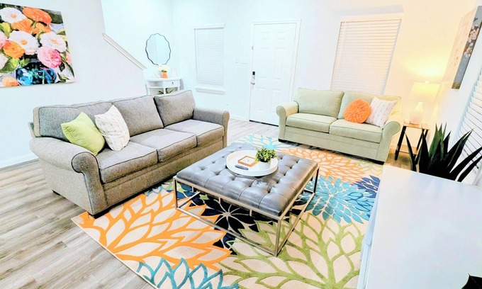 Kendleton House | 3 bedroom - Fully stocked - Sleeps 8 - in Kendleton