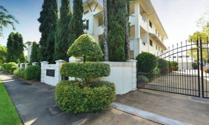 Cairns North Apartment | 3 Bedroom Gem. Perfect for Families
