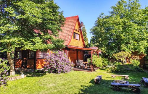 Nowe Warpno House | 3 Bedroom Lovely Home In Nowe Warpno