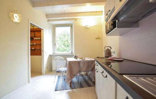 Massa Apartment | 3 Bedroom Stunning Apartment In Massa