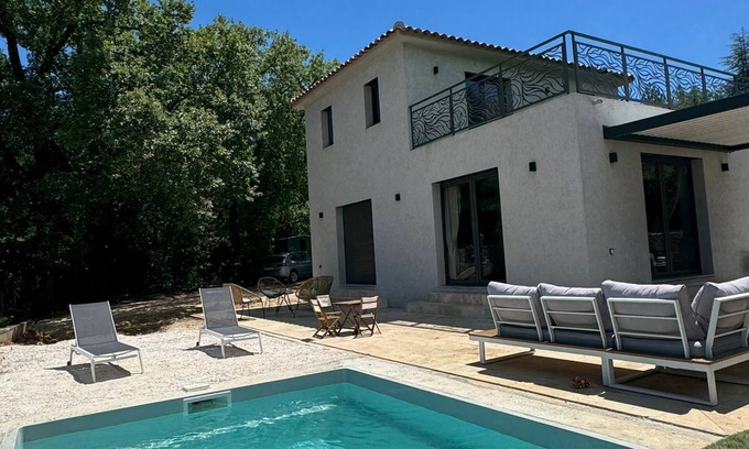 Sollies-Toucas Villa | 3 Bedroom Villa in Solliès-Toucas