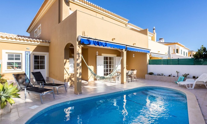 Porto de Mos House | 3 bedroom villa priv. pool - Porto de Mos