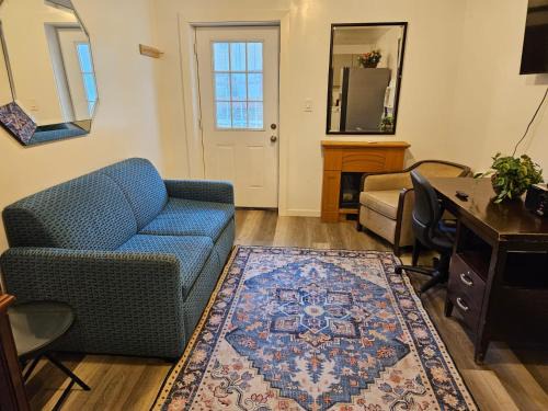 Memphis Apartment | 3 BR Guest House Get Away Ideal location