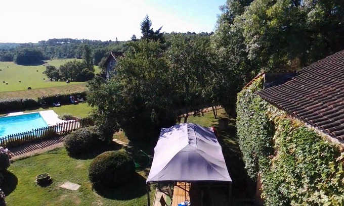 Veyrines-de-Vergt Cottage | 3 charming houses Quiet Comfort Park Swimming pool billiard, Bergerac-Périgueux