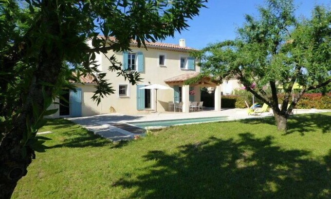Saint-Didier Villa | 3-star villa with pool in Saint-Didier