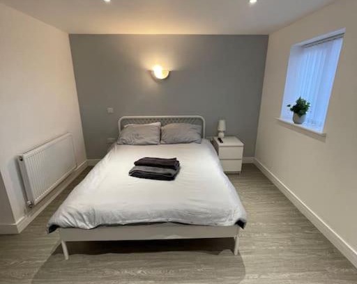 Filton Apartment | 3 Studio close to amenities & transport links