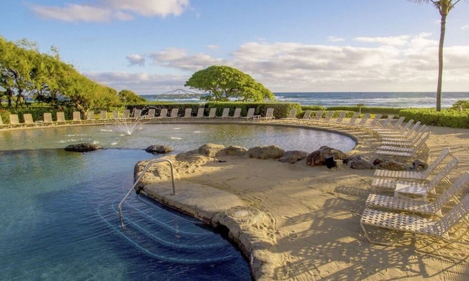 Hanamaulu Hotel | 3 Units with Garden View at your Dream Beach Vacation Awaits at our Kauai resort