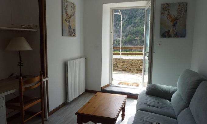 Gorges du Tarn Causses House | 300 m from the river (swimming, canoe rental). View of the Gorges du Tarn