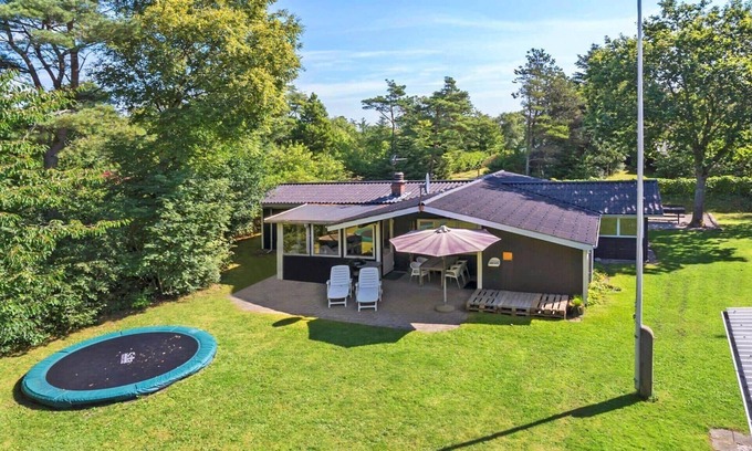 Sønder Nissum House | 30394 Ulfborg - Kaprifolievej 8