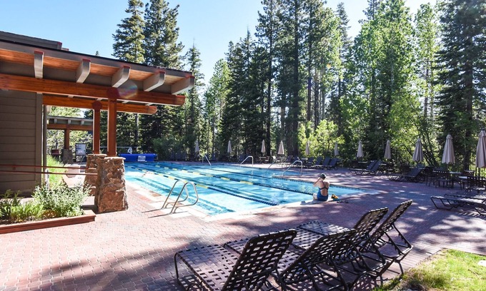 Truckee House | 3178 Aspen Grove
