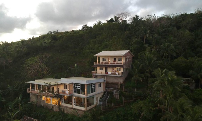 Caramoan Hotel | 32 m² Hotel ∙ 12 guests