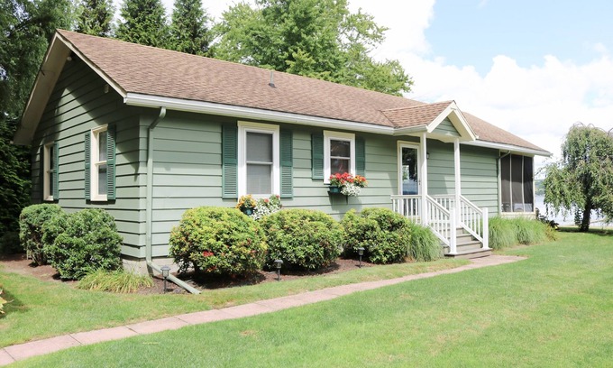 Ashville House | 3256 Chautauqua Avenue-Chautauqua Lakefront Rental in Cheney Point!