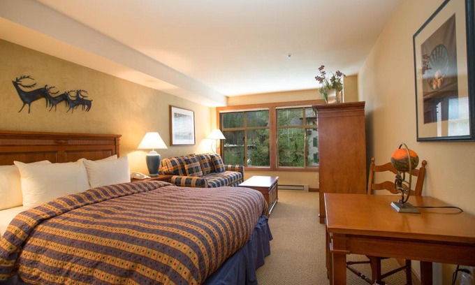 Salt Lake Mountain Resorts Hotel | 3309B - Queen Standard Powderhorn Lodge condo
